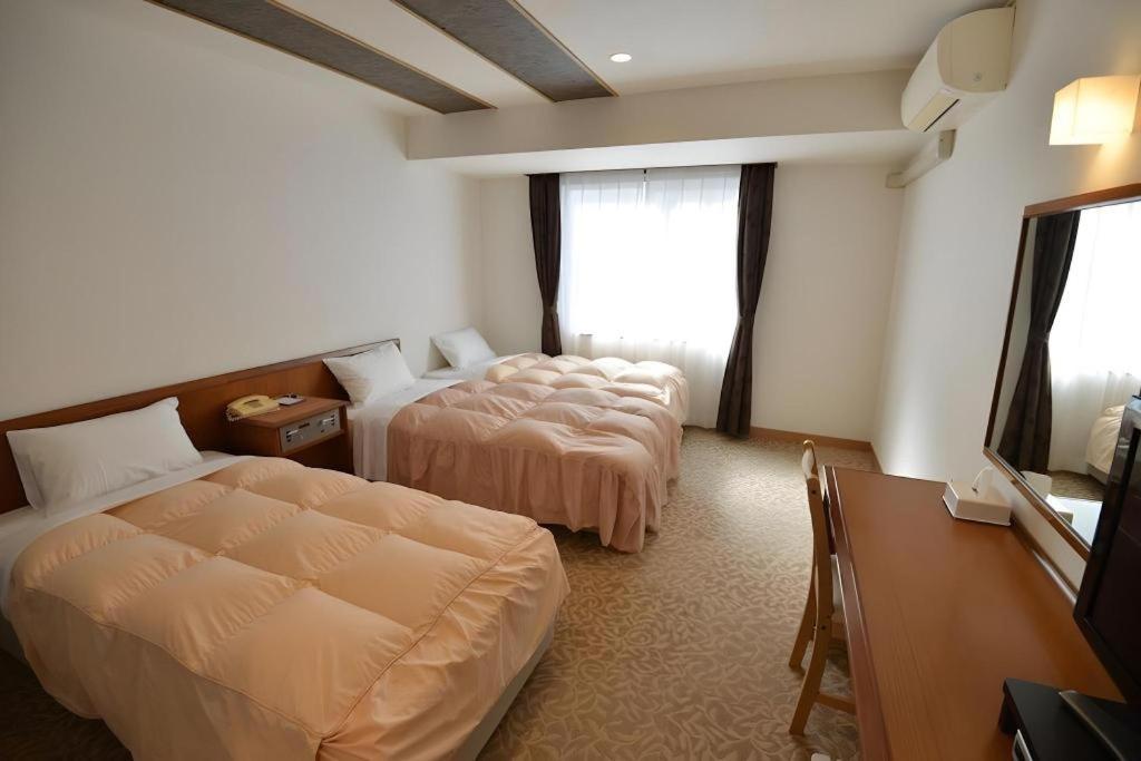 Green Hill Hotel Urban Kōbe Extérieur photo